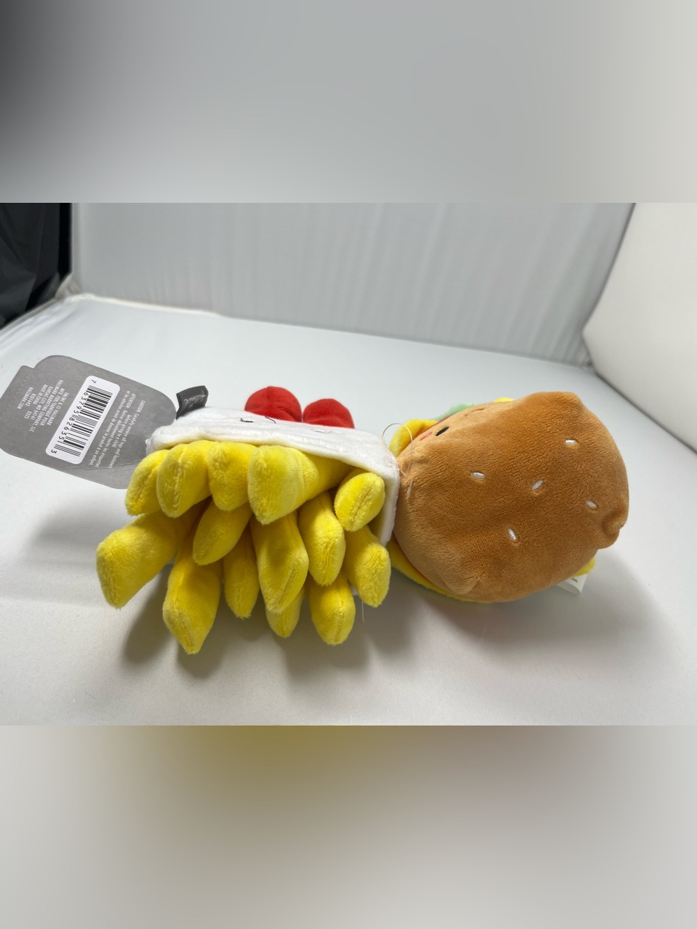 Hallmark Better Together Burger & Fries Magnetic Plush Set Foodie Stuffed Pair - Picture 5 of 6
